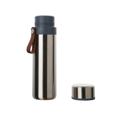 Logotrade werbemittel das Foto: VINGA Tono RCS Thermoskanne mit zwei Bechern, 750ml