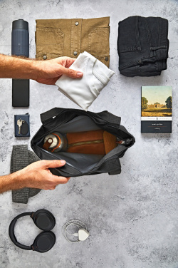 Logotrade Geschäftsgeschenke das Foto: Black+Blum isolierte 16L Trage- & Kühltasche