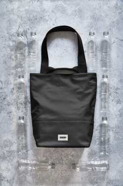 Logotrade Geschäftsgeschenke das Foto: Black+Blum isolierte 16L Trage- & Kühltasche
