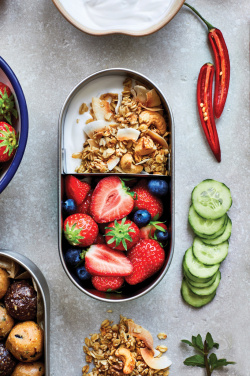 Logotrade Logogeschenke das Foto: Black+Blum Stainless Steel Double Bento Box