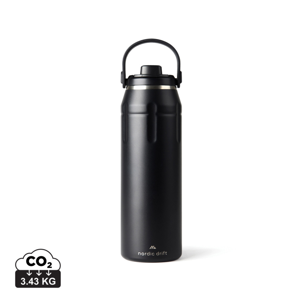 Logotrade werbemittel das Foto: Nordic Drift trail Isolierte RCS Sportflasche 940ml