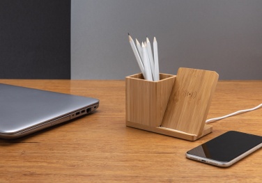 Logo trade business gifts image of: Calgary bamboo 10W wireless charger