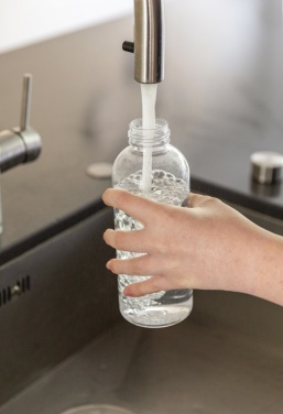 Logo trade promotional merchandise image of: Leakproof water bottle with metallic lid