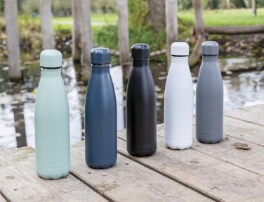 Logo trade promotional merchandise picture of: Solid colour vacuum stainless steel bottle 500 ml