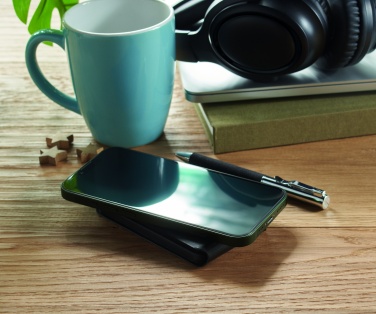 Logotrade promotional gift image of: Foldable magnetic charger 15W