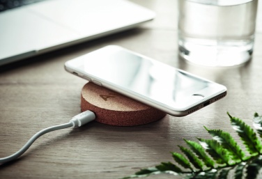Logotrade corporate gift image of: Wireless charging pad 10W