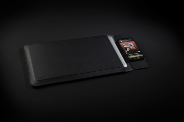 Logo trade promotional merchandise image of: Swiss Peak 15W magnetic charging laptop sleeve 14-15,6"