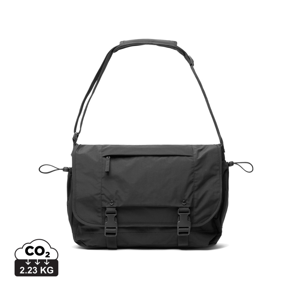 Logotrade promotional giveaways photo of: KENTO URBAN RCS recycled nylon 15.6 inch Messenger
