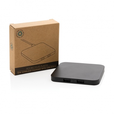 Logo trade reklaamkingi pilt: RCS taaskasutatud plastist 10 W juhtmeta laadija USB-portidega