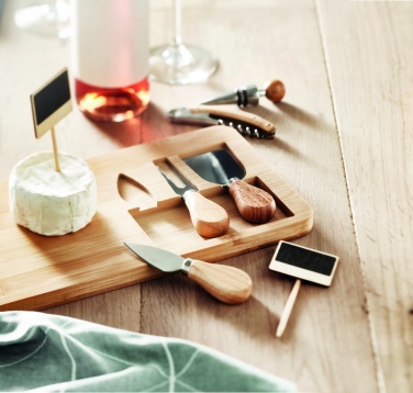 Logo trade reklaamkingid foto: Bamboo Cheese lauakomplekt Leipzig