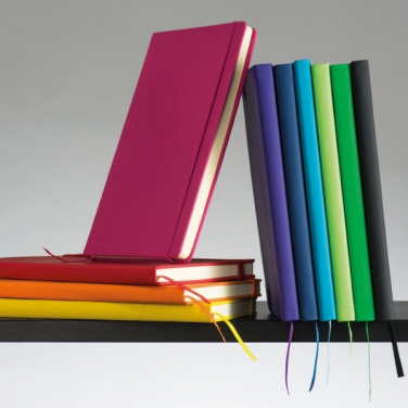 Logotrade ärikingid pilt: Sametiste kaantega A5 märkmik Kiel