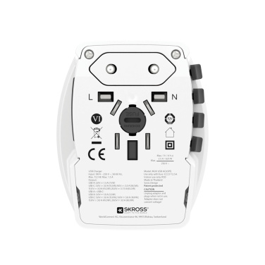 Logotrade reklaamkingituse foto: SKROSS World Travel Adapter MUV 65W PD USB C kaabliga