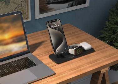 Logo trade reklaamkingituse pilt: Urban Vitamin Torrance 3 in 1 magnetiline laadija 15 W