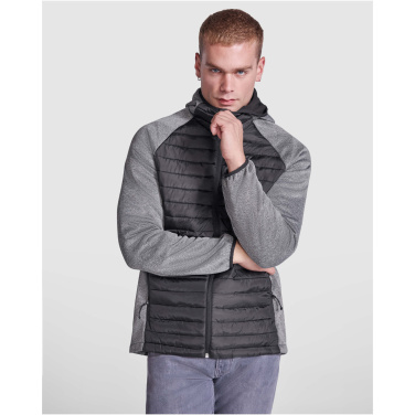 Logo trade ärikingitused foto: Minsk unisex hübriid isoleeritud jope