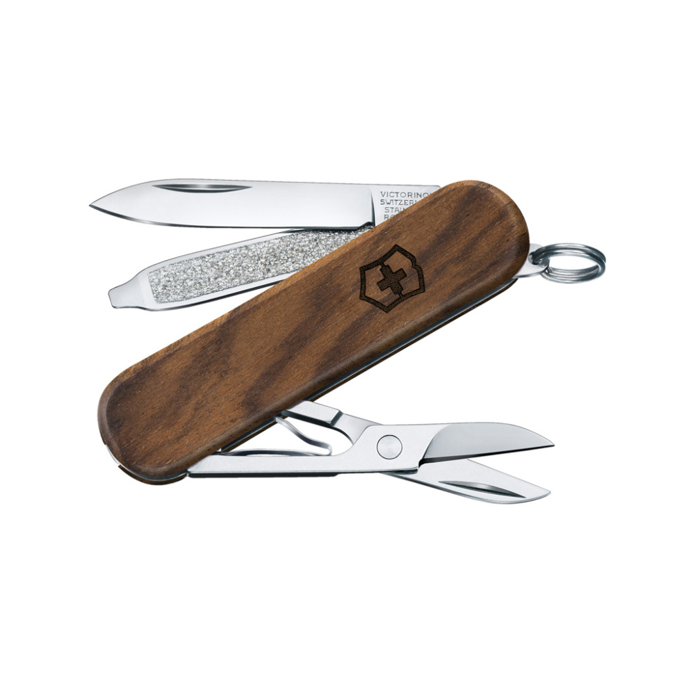 Logotrade reklaamtoote foto: VICTORINOX taskunuga Classic SD puidust käepidemega