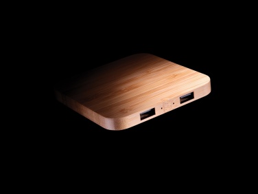 Logotrade mainoslahjat kuva: 10W bambuinen langaton laturi USB:llä