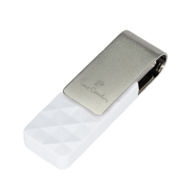 Logotrade mainoslahjat kuva: PENDRIVE PIERRE CARDIN USB 32GB