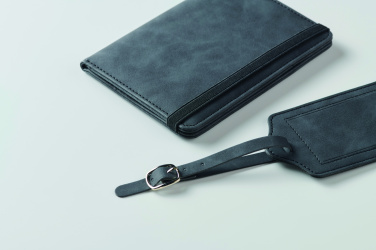 Logotrade mainoslahja tuotekuva: Passinkannet ja matkalaukku tagi