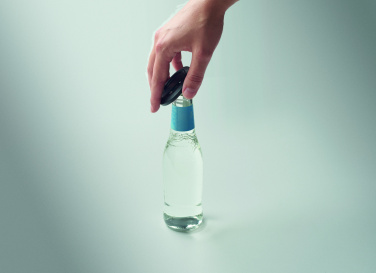 Logo trade mainoslahja kuva: Puhelinpidike ja pullonavaaja