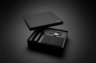 Logo trade mainoslahjat ja liikelahjat kuva: Swiss Peak deluxe liikelahjasetti + vesipullo