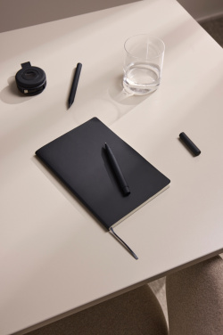 Logotrade mainoslahja tuotekuva: VINGA Baltimore RCS PU-pehmeäkantinen muistikirja