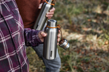 Logotrade ziemassvētku dāvanas foto: Black+Blum izolēta ūdens pudele maza 500ml