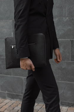 Logotrade biznesa dāvanas foto: VINGA Bermond RCS 16" klēpjdatora uzmava