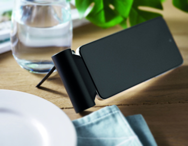 Logotrade ziemassvētku dāvanas foto: Power banka 5000mAh