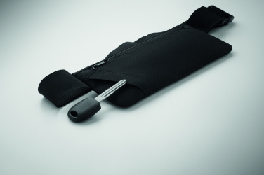 Логотрейд pекламные подарки картинка: Sports waist bag 600D RPET
