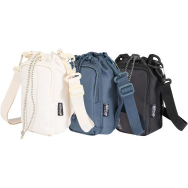 Logotrade profilreklam bild: Trip Aware™ reseflaskväska av återvunnet material på 2 l