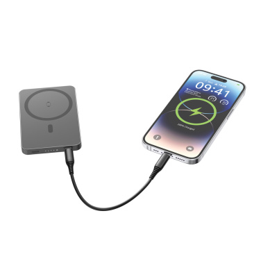 Logotrade profilprodukter bild: Urban Vitamin Marin 5000mAh magnetisk 15W trådlös powerbank